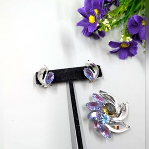 Continental Signed Vintage Purple Ombré Crystal Brooch And Clip On Earring Set